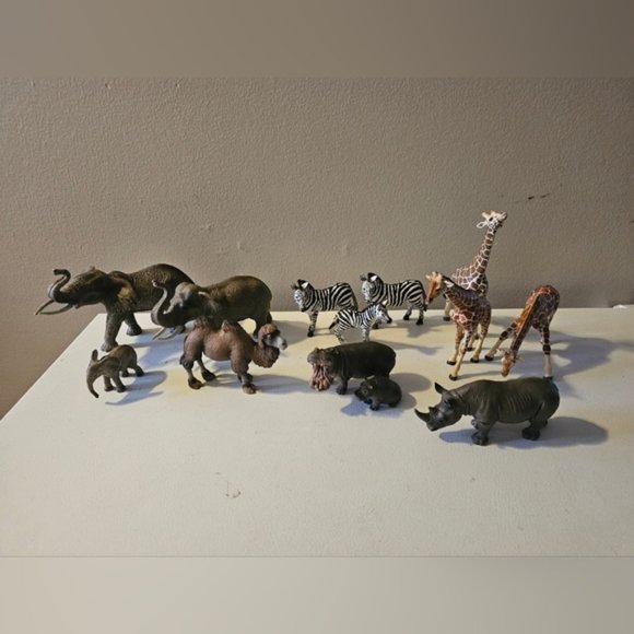 Schleich Safari Animals Set of 13 - Picture 1 of 6